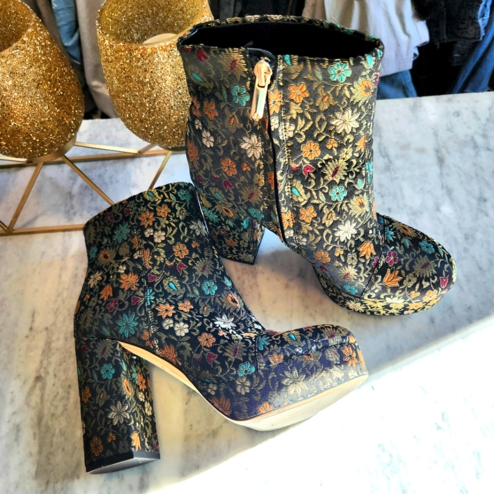 Sam Edelman booties size 7.5